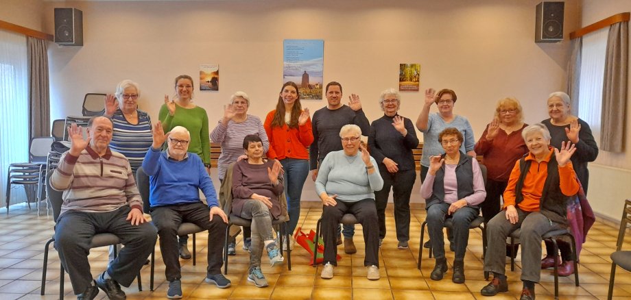 Alle Teilnehmenden der Bewegungsgruppe Lehmen haben die Auftaktveranstaltung „Bewegung in die Dörfer“ genossen. Fotos: Kreisverwaltung/Bales