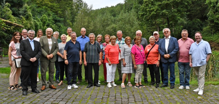 Freuten sich über ein gelungenes Kreiswackesträgertreffen: Landrat Dr. Alexander Saftig (3v.l.) und der Erste Kreisbeigeordnete Pascal Badziong (rechts) gemeinsam mit den Preisträgern und Organisatoren.