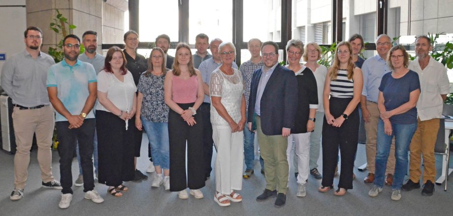 Die Teilnehmer der Projektgruppe haben gemeinsam den Startschuss zur Erstellung eines Hochwasser- und Starkregenvorsorge-konzeptes in MYK gegeben.