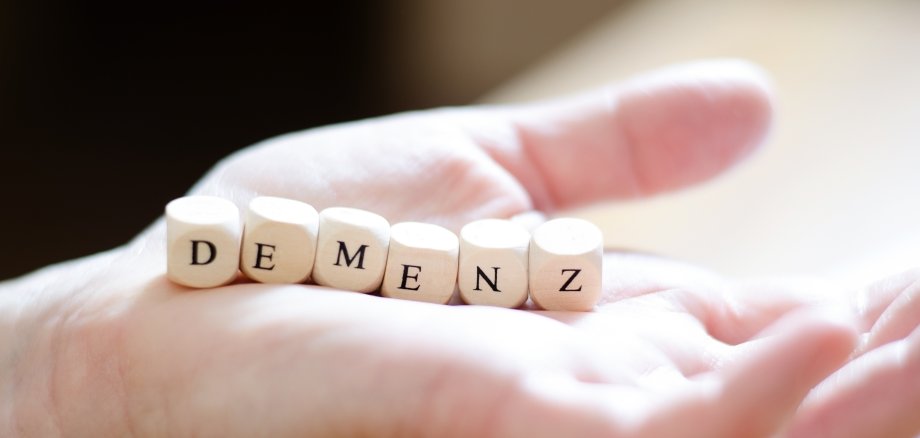 Demenz, Alzheimer, Gedächtnisverlust-symbolisch