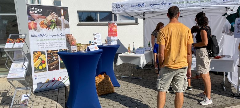 Auch Lecker.MYK war mit einem Stand auf dem Regionalmarkt in Ochtendung vertreten. Auch Lecker.MYK war mit einem Stand auf dem Regionalmarkt in Ochtendung vertreten.