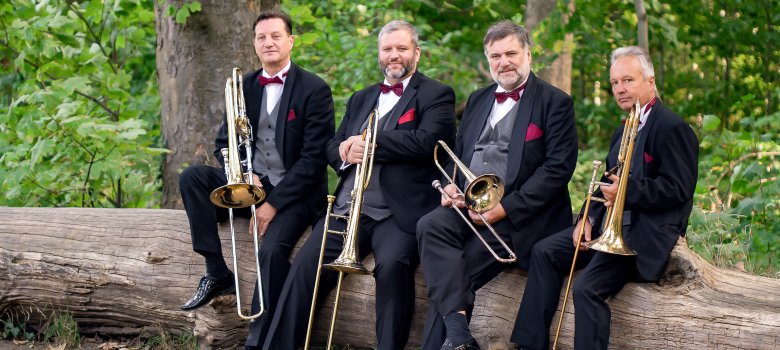 Das Posaunenquartett OPUS 4 wird in der Alten Kirche Spay mit Tuba und Orgel das Publikum begeistern. 