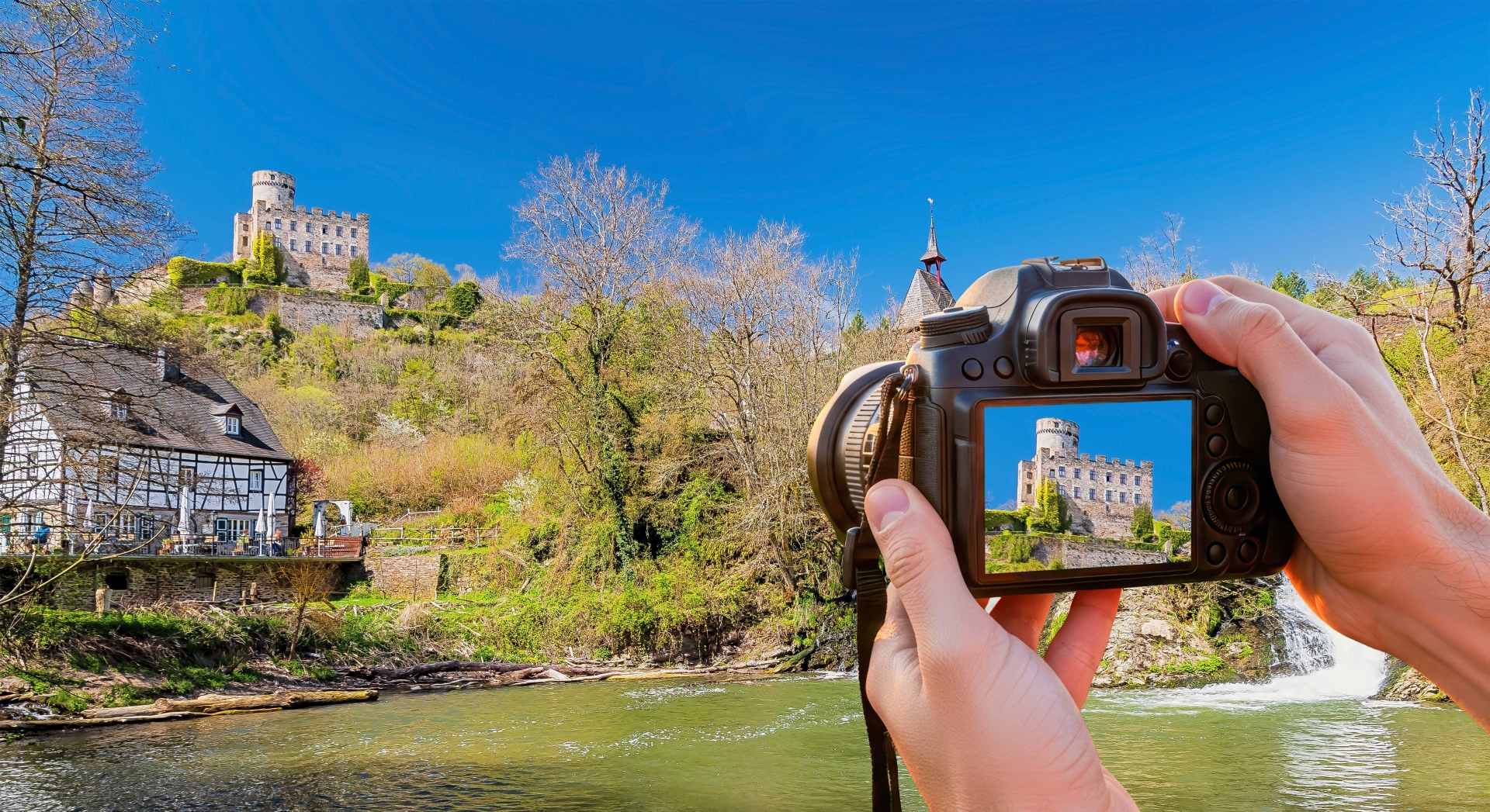 Der Fotowettbewerb ist fester Bestandteil des Heimatbuches. Unter dem Motto „Sagenhaftes MYK – Burgen, Schlösser & Altertümer“ sind in diesem Jahr Hobby-Fotografen aufgerufen, mit ihren Bildern die historischen Schätze des Landkreises festzuhalten. 