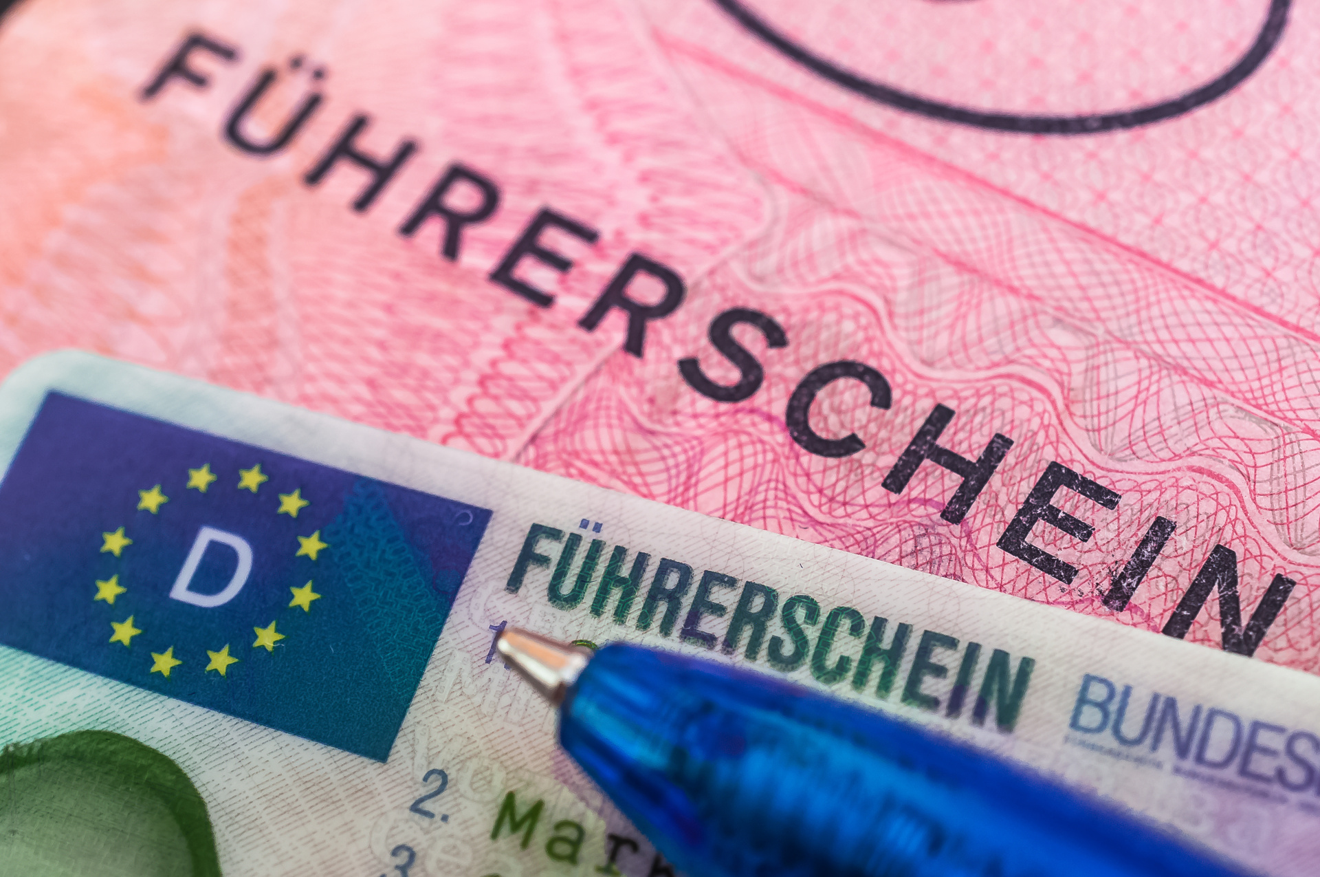 Längere Wartezeiten bei Führerscheintausch.