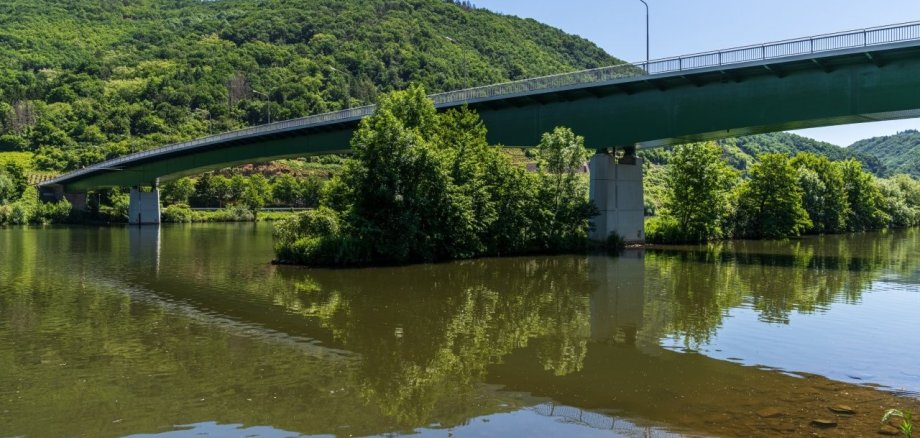 Sperrung der Moselbrücke zwischen Alken und Löf: Auswirkungen auf den ÖPNV Sperrung der Moselbrücke zwischen Alken und Löf: Auswirkungen auf den ÖPNV