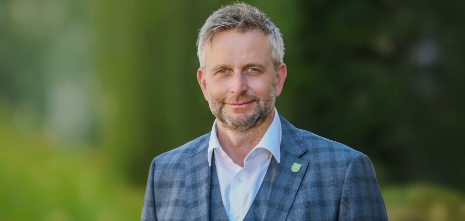 Landrat Marko Boos: „Weggang der WHU aus Vallendar wäre ein herber Verlust.“ Landrat Marko Boos: „Weggang der WHU aus Vallendar wäre ein herber Verlust.“