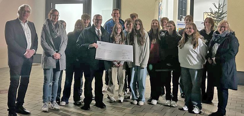  Stadtradeln: Landrat überreicht Preisgeld an IGS Maifeld